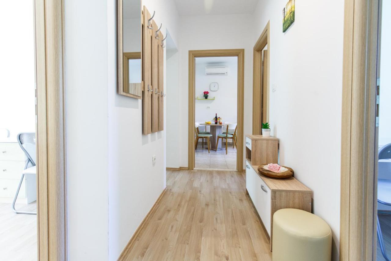 Apartment Green Forest Спліт Екстер'єр фото
