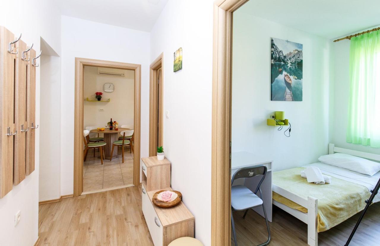 Apartment Green Forest Спліт Екстер'єр фото